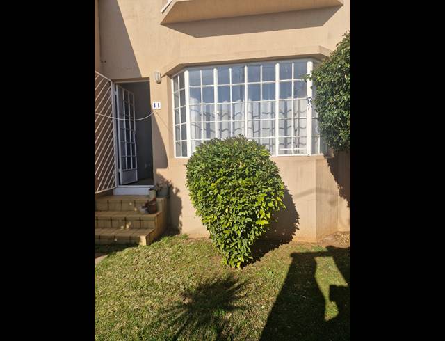 1 BEDROOM APARTMENT TO LET IN NORKEM PARK